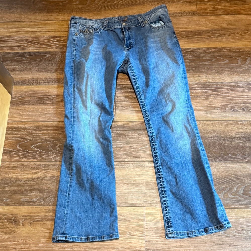 Seven7 Womens Bootcut Jeans Medium Wash Contrast Stitch Embroidered Size 16 16